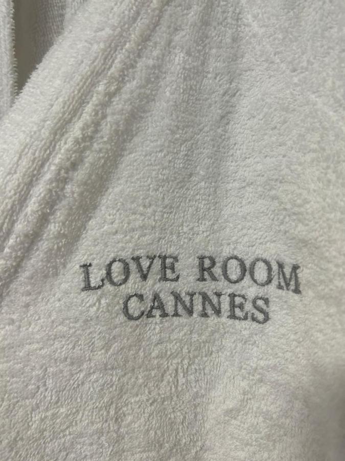 Love Room A Cannes - Appartement 25M2 Pour 2 Personnes Avec Un Jacuzzi Prive 外观 照片
